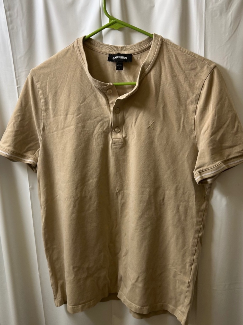 Express Khacki Tshirt